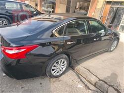 نيسان ألتيما